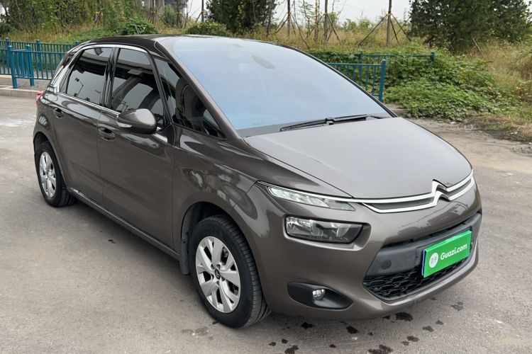 Used Citroen C4 Picasso 2015 1.6T Fashion Model 5 Seats Front Right 45 Deg