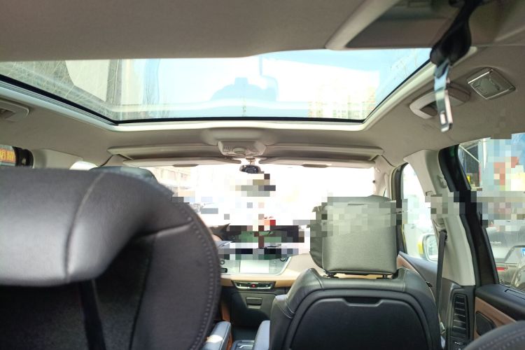 Used Citroen C4 Picasso 2015 1.6T Luxury 5-Seat Model Headliner
