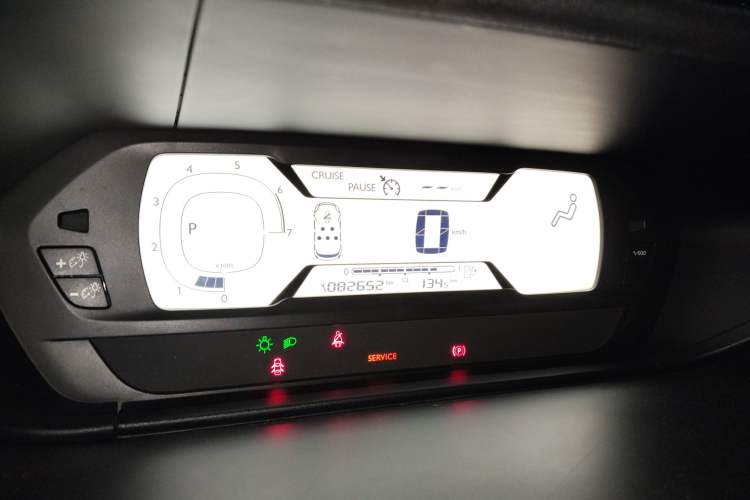 Used Citroen C4 Picasso 2015 1.6T Luxury 5-Seat Model Instrument Cluster