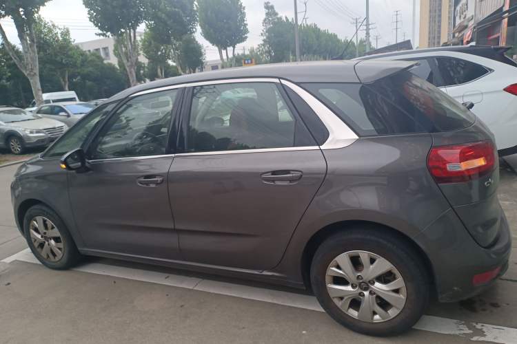Used Citroen C4 Picasso 2015 1.6T Fashion Model 5 Seats Left Side