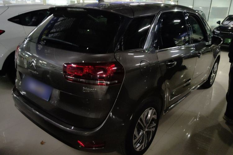 Used Citroen C4 Picasso 2015 1.6T Luxury 5-Seat Model Rear Right 45 Deg