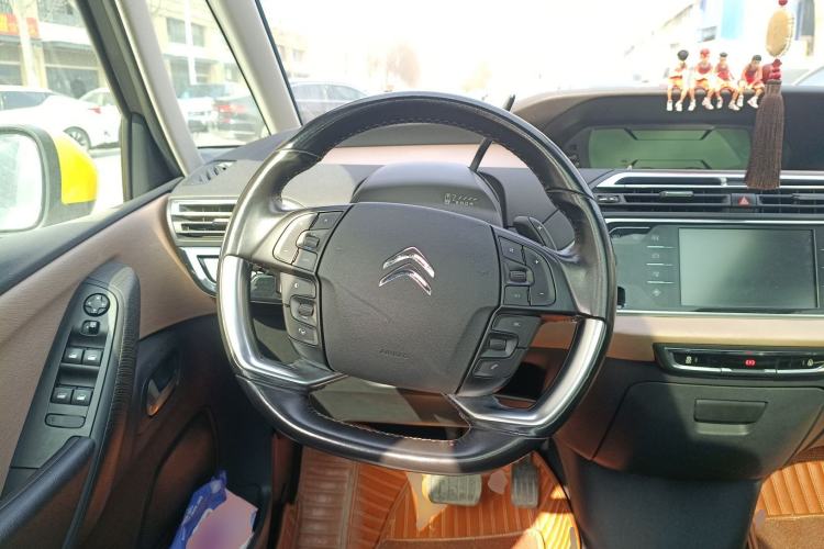 Used Citroen C4 Picasso 2015 1.6T Luxury 5-Seat Model Steering Wheel