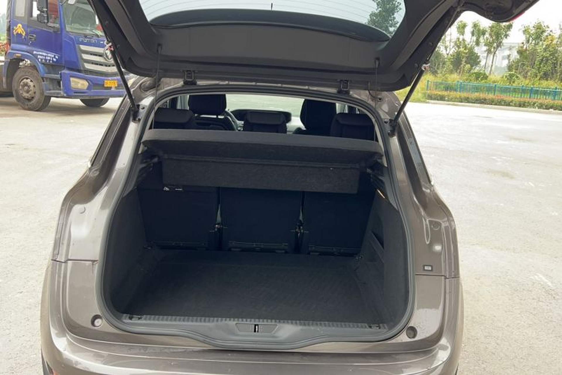 Used Citroen C4 Picasso 2015 1.6T Fashion Model 5 Seats Trunk