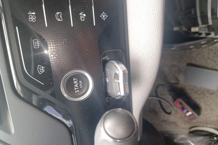 Used Citroen C4 Picasso 2015 1.6T Fashion Model 5 Seats Vehicle Key