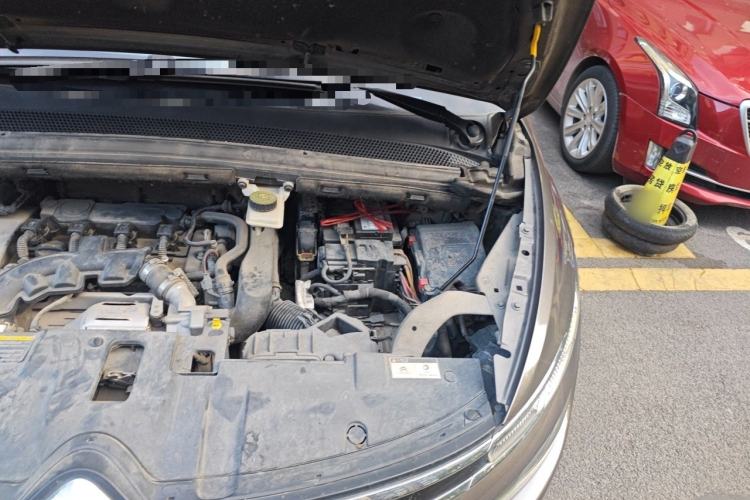 Used Citroen C4 Picasso 2015 Grand 1.6T Fashion Model 7 Seats Engine Bay Left