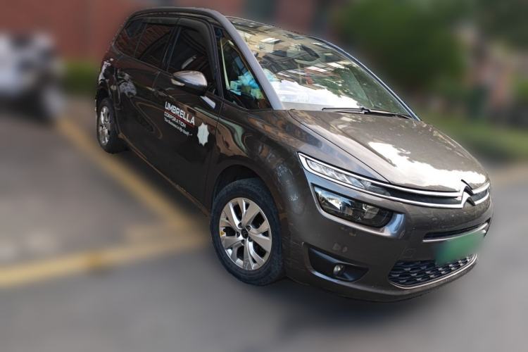 Used Citroen C4 Picasso 2015 Grand 1.6T Fashion Model 7 Seats Front Right 45 Deg