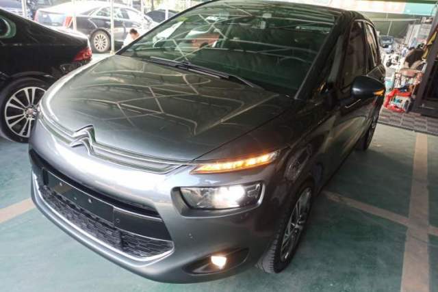 Used Citroen C4 Picasso 2015 1.6T Luxury 5-Seat Model