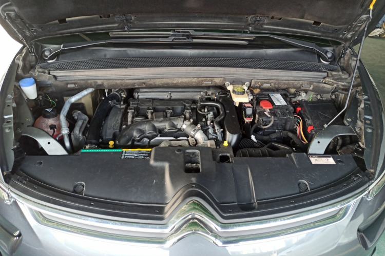 Used Citroen C4 Picasso 2015 1.6T Luxury 5-Seat Model Engine Bay