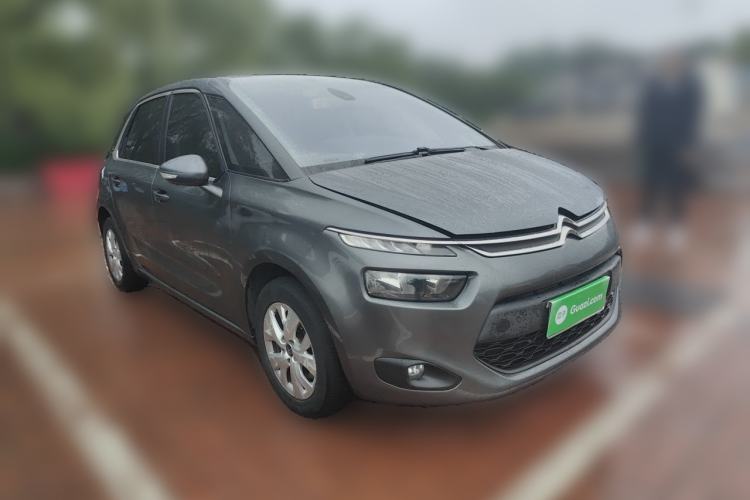 Used Citroen C4 Picasso 2015 1.6T Fashion Model 5 Seats Front Right 45 Deg