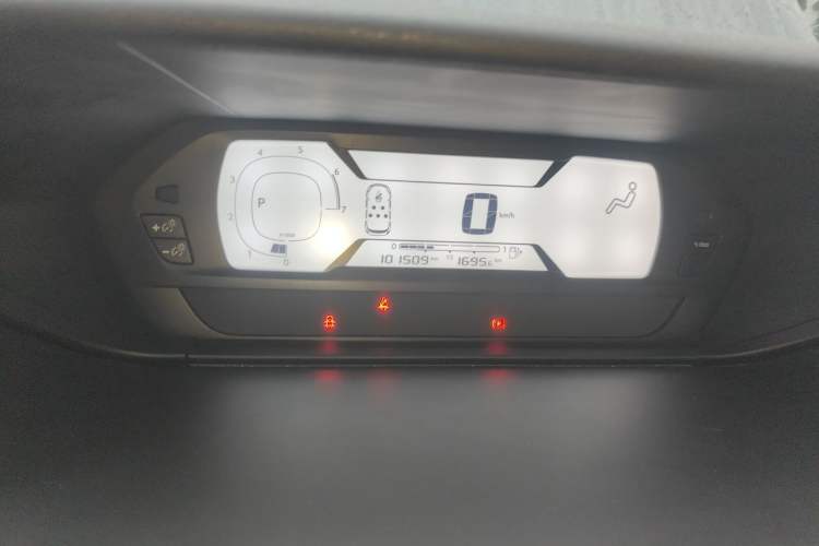 Used Citroen C4 Picasso 2015 1.6T Fashion Model 5 Seats Instrument Cluster