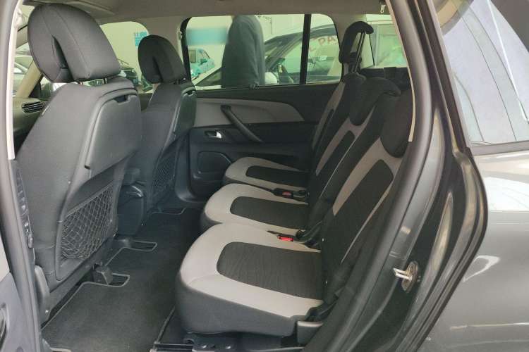 Used Citroen C4 Picasso 2015 Grand 1.6T Fashion Model 7 Seats Interior 4