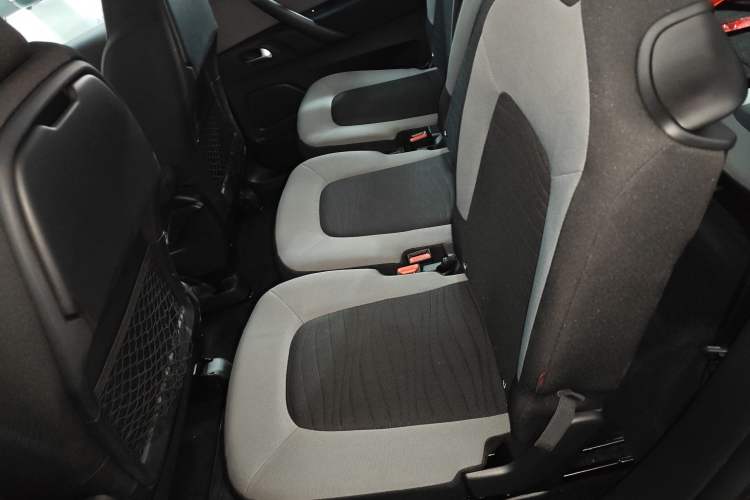 Used Citroen C4 Picasso 2015 Grand 1.6T Fashion Model 7 Seats Interior 4