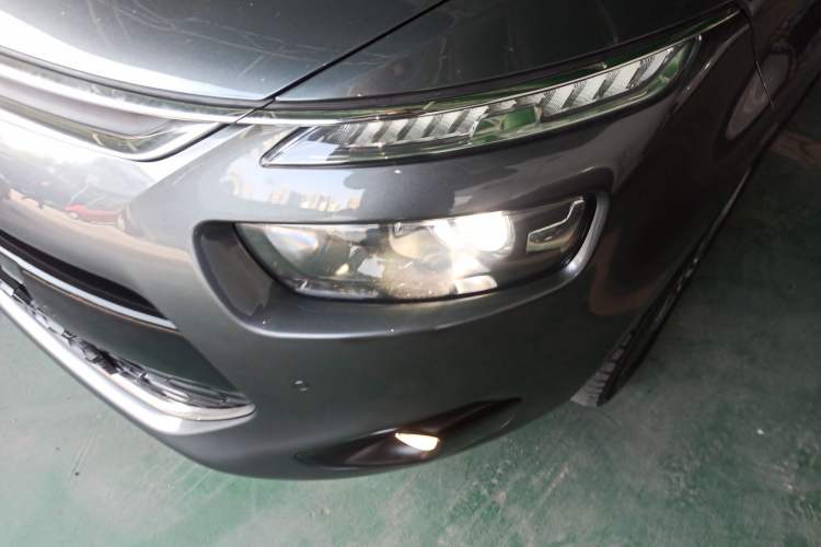 Used Citroen C4 Picasso 2015 1.6T Luxury 5-Seat Model Left Front Headlight