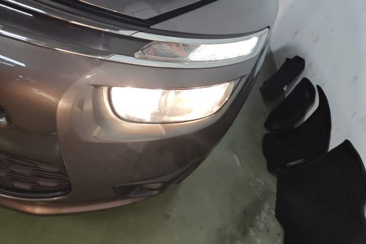 Used Citroen C4 Picasso 2015 Grand 1.6T Fashion Model 7 Seats Left Front Headlight