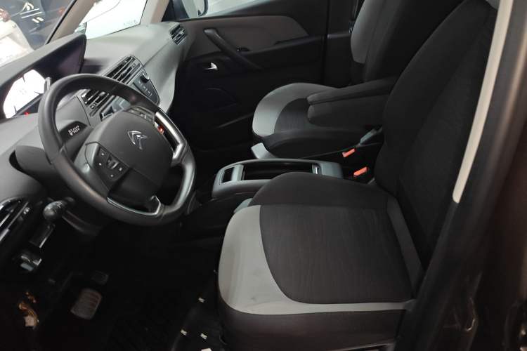 Used Citroen C4 Picasso 2015 Grand 1.6T Fashion Model 7 Seats Left Front Seat