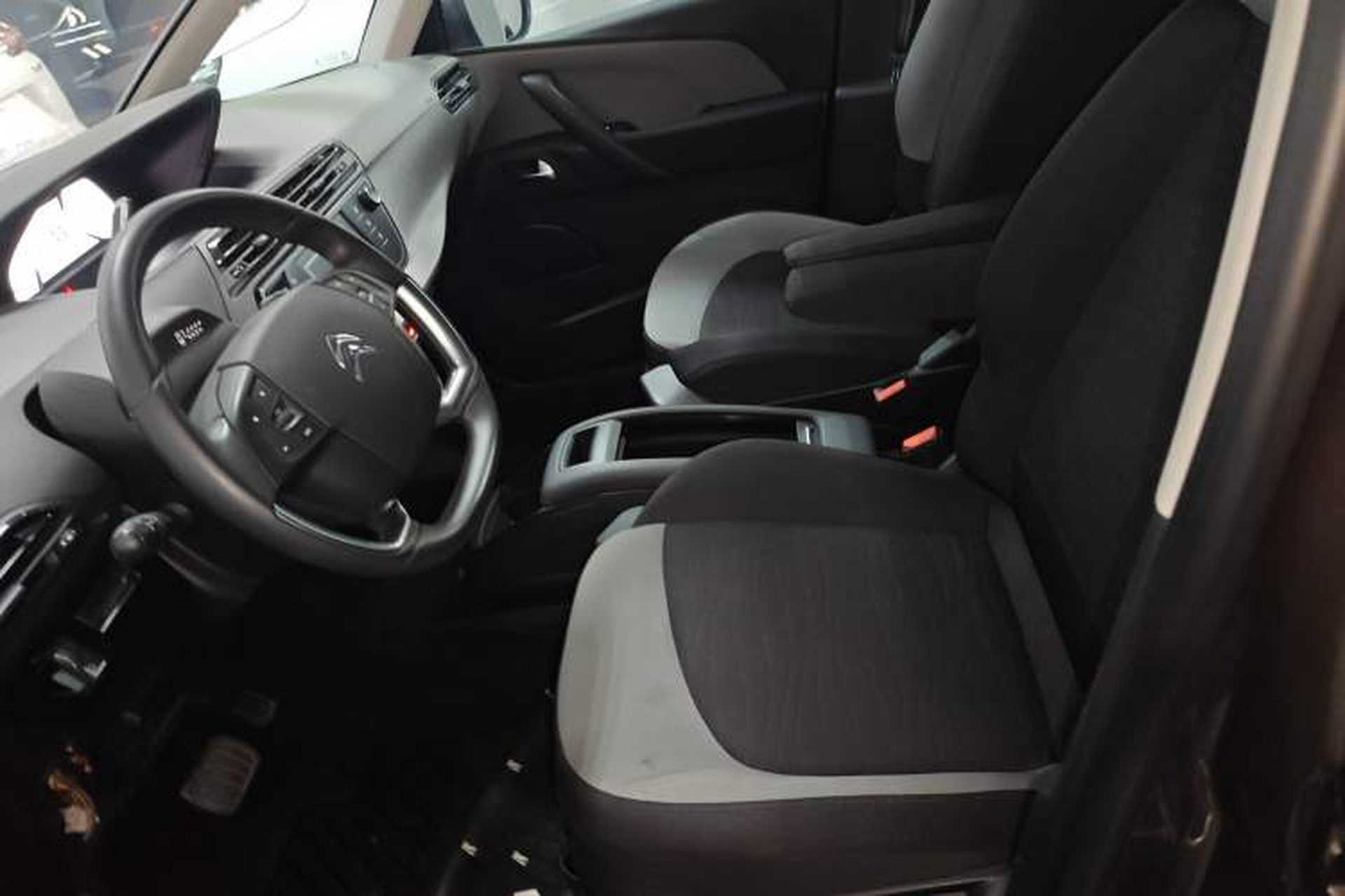 Used Citroen C4 Picasso 2015 Grand 1.6T Fashion Model 7 Seats Left Front Seat