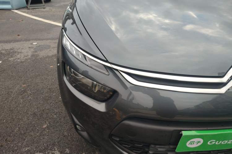 Used Citroen C4 Picasso 2015 1.6T Fashion Model 5 Seats Right Front Headlight