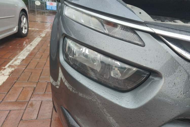 Used Citroen C4 Picasso 2015 1.6T Fashion Model 5 Seats Right Front Headlight