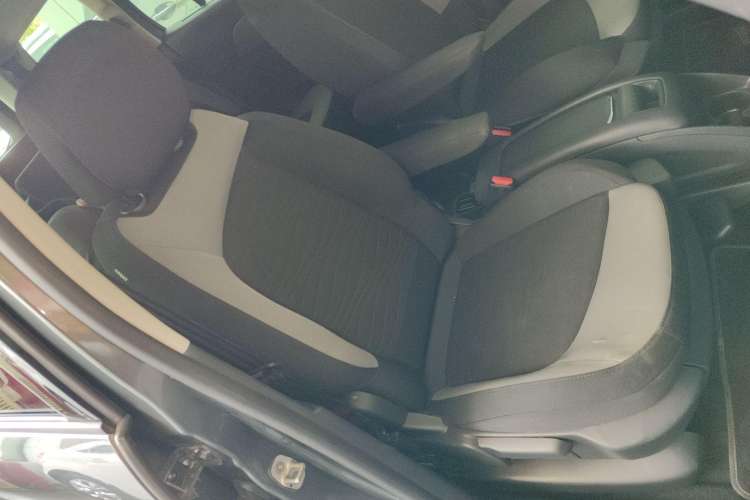 Used Citroen C4 Picasso 2015 Grand 1.6T Fashion Model 7 Seats Right Front Seat