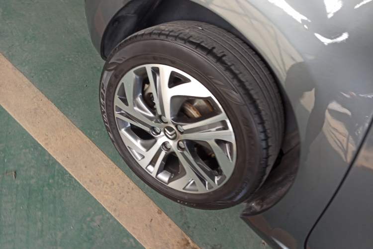 Used Citroen C4 Picasso 2015 1.6T Luxury 5-Seat Model Right Rear Wheel Hub