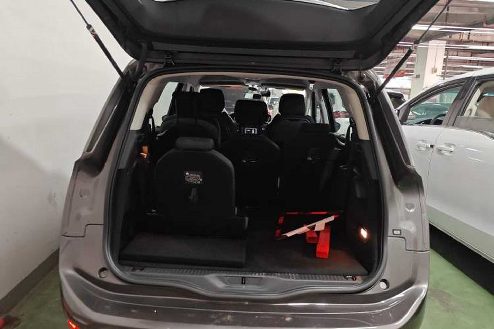 Used Citroen C4 Picasso 2015 Grand 1.6T Fashion Model 7 Seats Trunk