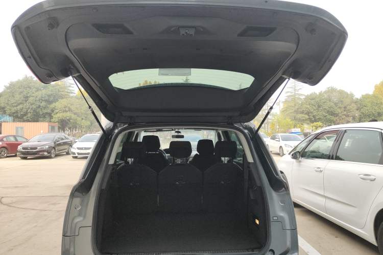 Used Citroen C4 Picasso 2015 Grand 1.6T Fashion Model 7 Seats Trunk
