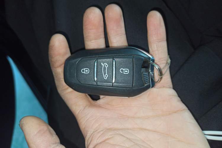Used Citroen C4 Picasso 2015 1.6T Luxury 5-Seat Model Vehicle Key