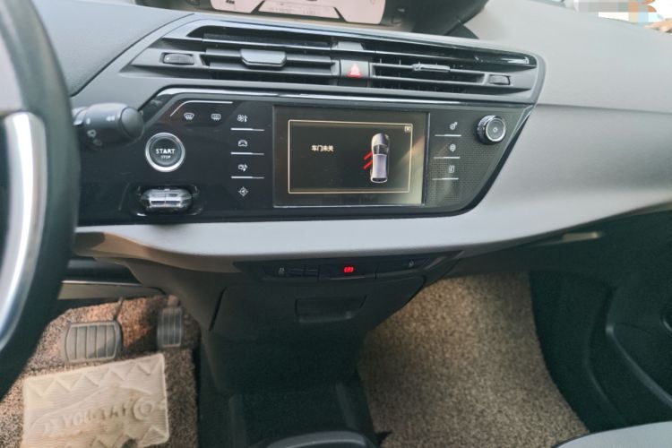 Used Citroen C4 Picasso 2015 Grand 1.6T Fashion Model 7 Seats Audio And AC Panel