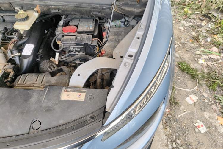 Used Citroen C4 Picasso 2015 1.6T Fashion Model 5 Seats Engine Bay Left