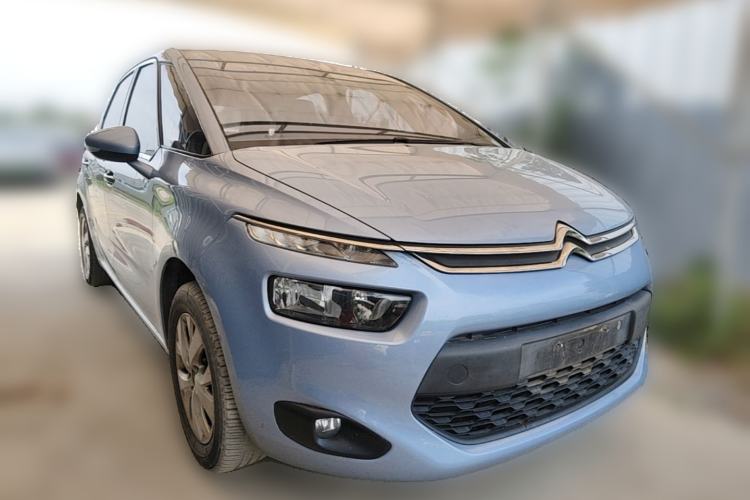 Used Citroen C4 Picasso 2015 1.6T Fashion Model 5 Seats Front Right 45 Deg