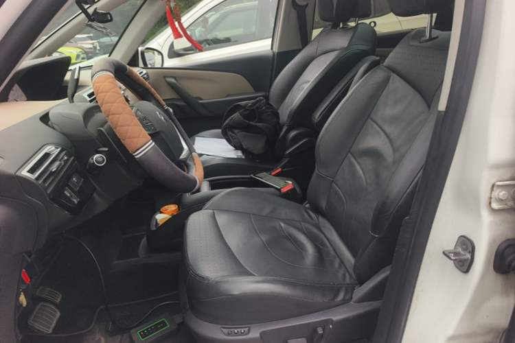 Used Citroen C4 Picasso 2015 1.6T Luxury 5-Seat Model Left Front Seat