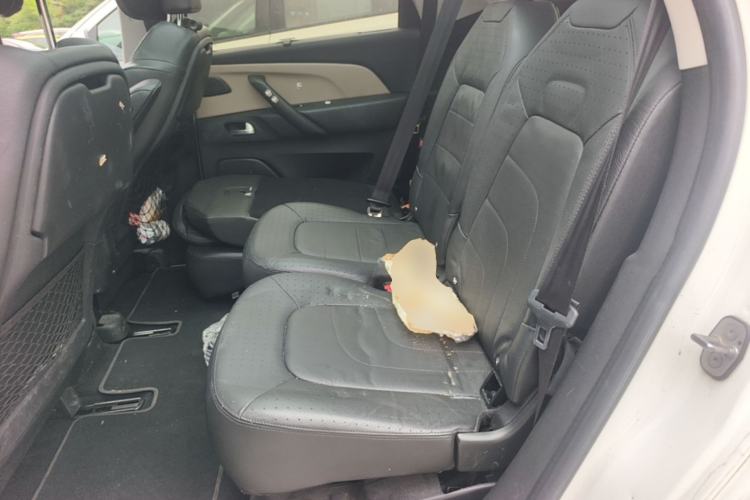 Used Citroen C4 Picasso 2015 1.6T Luxury 5-Seat Model Left Rear Seat
