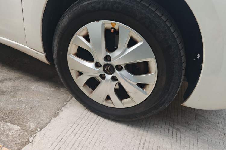 Used Citroen C4 Picasso 2015 Grand 1.6T Fashion Model 7 Seats Right Front Wheel Hub