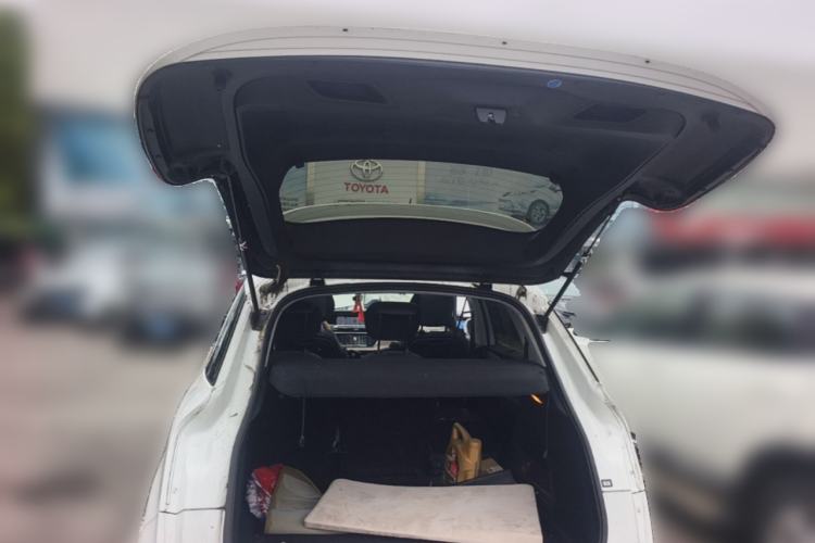 Used Citroen C4 Picasso 2015 1.6T Luxury 5-Seat Model Trunk
