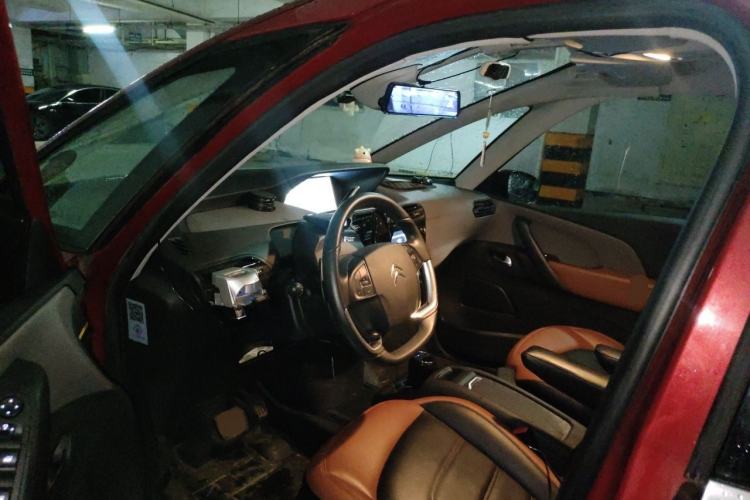 Used Citroen C4 Picasso 2015 1.6T Fashion Model 5 Seats Driver Seat