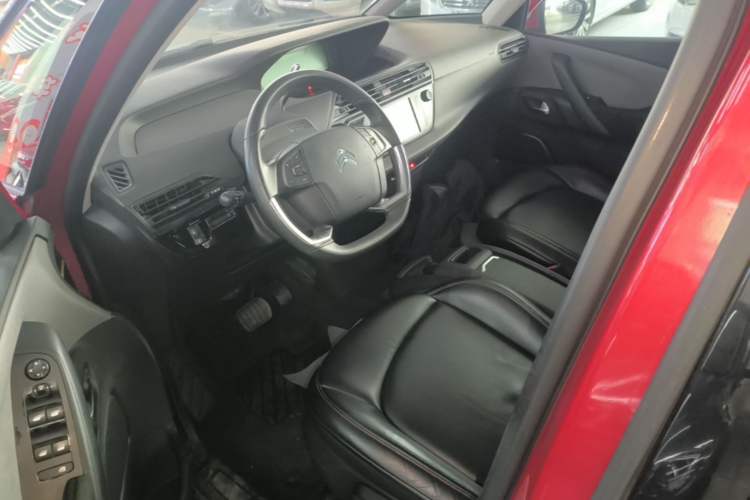 Used Citroen C4 Picasso 2015 1.6T Fashion Model 5 Seats Driver Seat