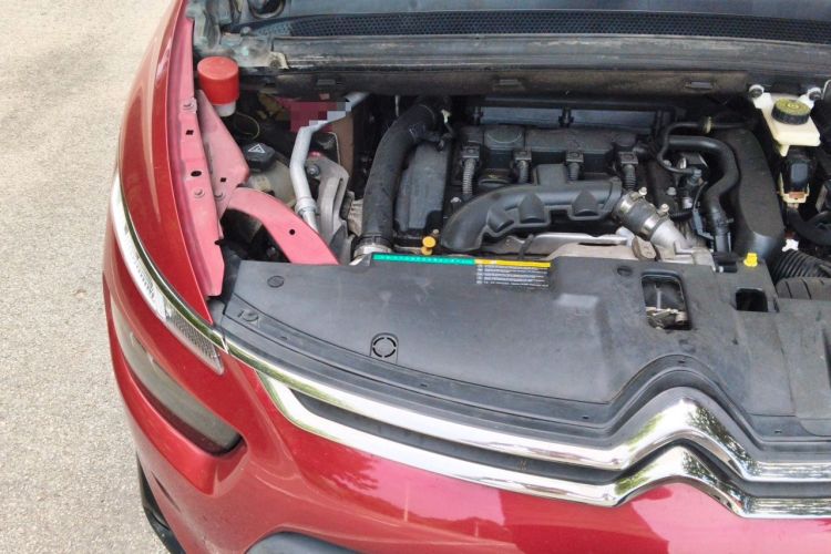 Used Citroen C4 Picasso 2015 1.6T Fashion Model 5 Seats Engine Bay Right