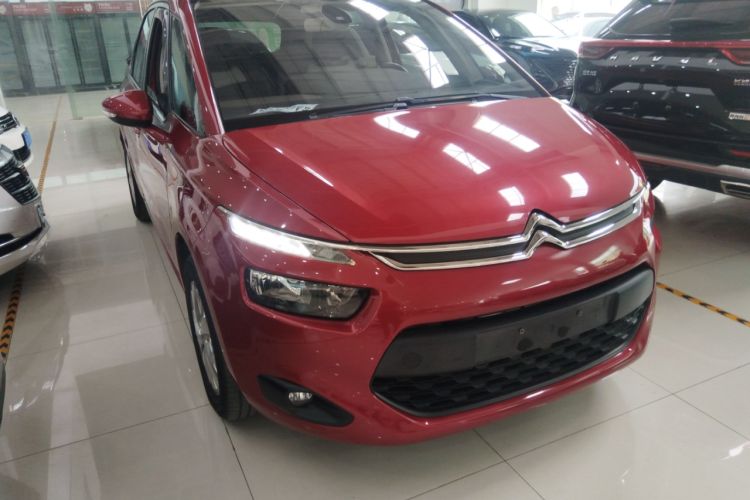 Used Citroen C4 Picasso 2015 1.6T Fashion Model 5 Seats Front Right 45 Deg