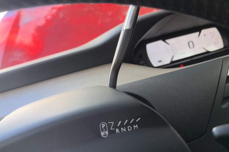 Used Citroen C4 Picasso 2015 1.6T Luxury 5-Seat Model Gear Lever