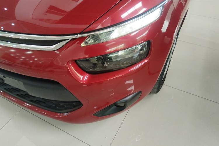 Used Citroen C4 Picasso 2015 1.6T Fashion Model 5 Seats Left Front Headlight