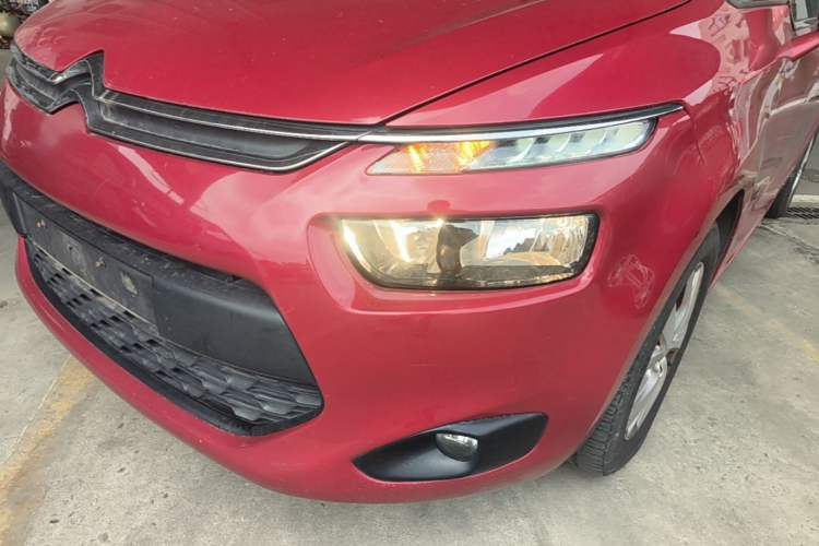 Used Citroen C4 Picasso 2015 1.6T Fashion Model 5 Seats Left Front Headlight