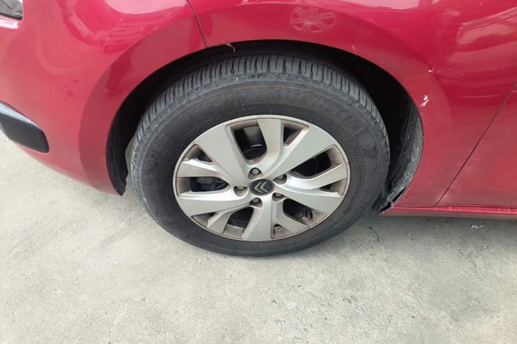 Used Citroen C4 Picasso 2015 1.6T Fashion Model 5 Seats Left Front Wheel Hub