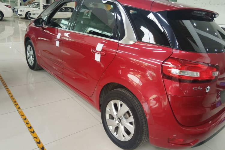 Used Citroen C4 Picasso 2015 1.6T Fashion Model 5 Seats Left Side