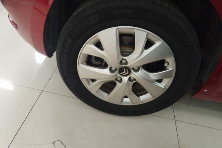 Used Citroen C4 Picasso 2015 1.6T Fashion Model 5 Seats Right Rear Wheel Hub
