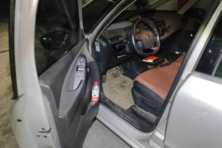 Used Citroen C4 Picasso 2015 1.6T Fashion Model 5 Seats Driver Seat