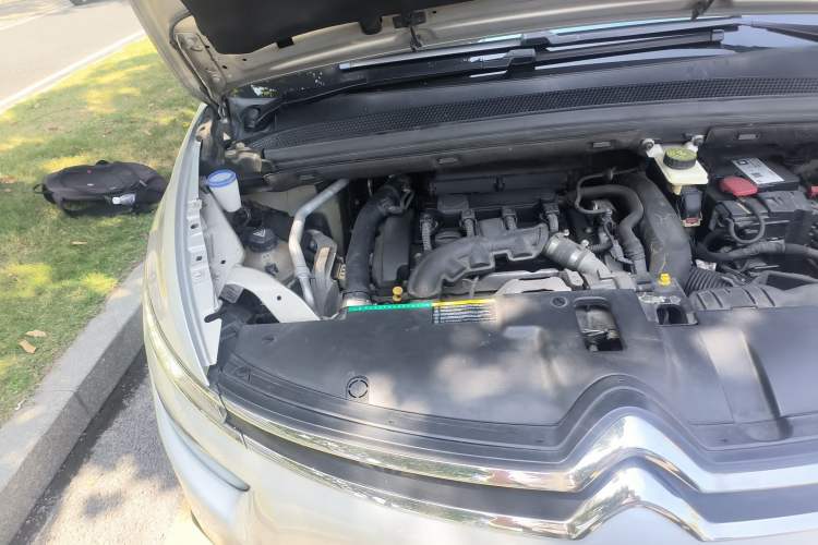 Used Citroen C4 Picasso 2015 Grand 1.6T Fashion Model 7 Seats Engine Bay Right
