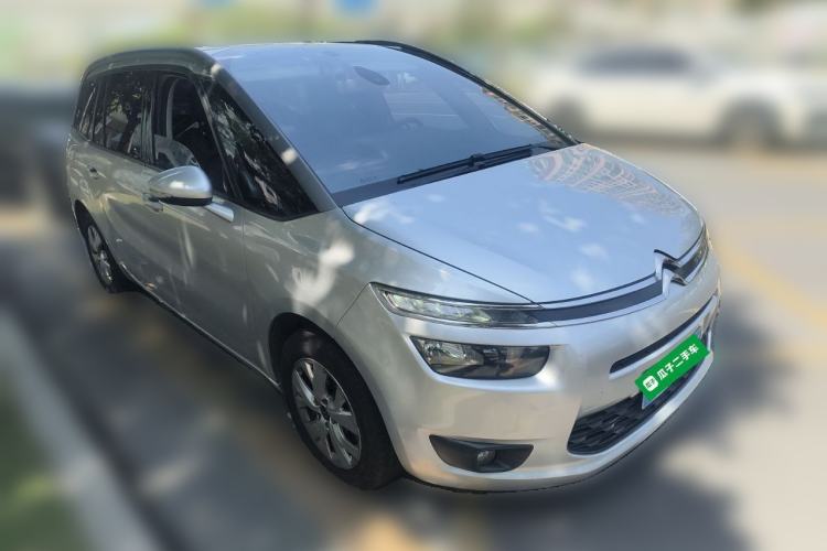Used Citroen C4 Picasso 2015 Grand 1.6T Fashion Model 7 Seats Front Right 45 Deg
