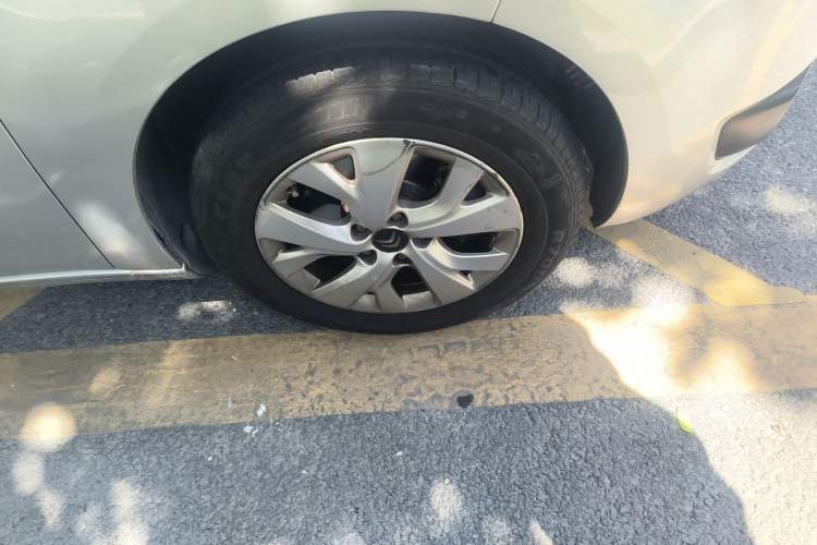 Used Citroen C4 Picasso 2015 Grand 1.6T Fashion Model 7 Seats Right Front Wheel Hub