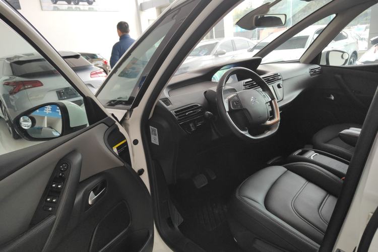 Used Citroen C4 Picasso 2015 1.6T Fashion Model 5 Seats Driver Seat
