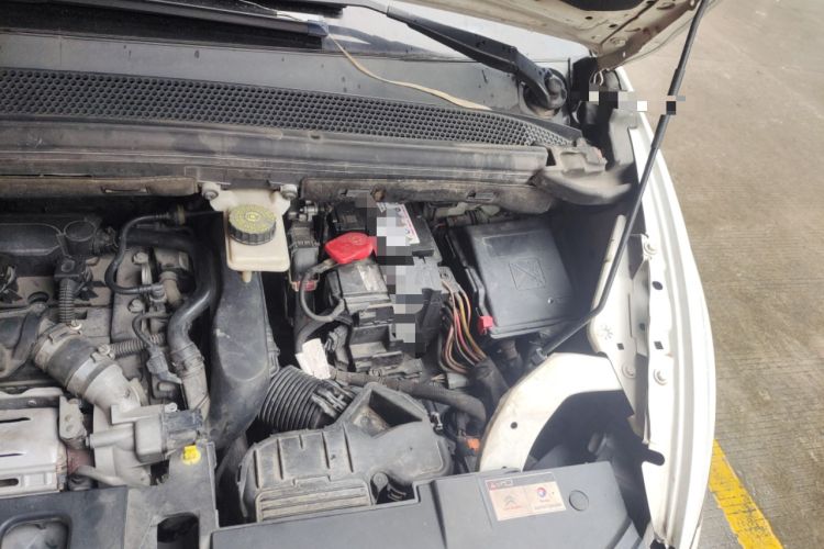 Used Citroen C4 Picasso 2015 Grand 1.6T Fashion Model 7 Seats Engine Bay Left